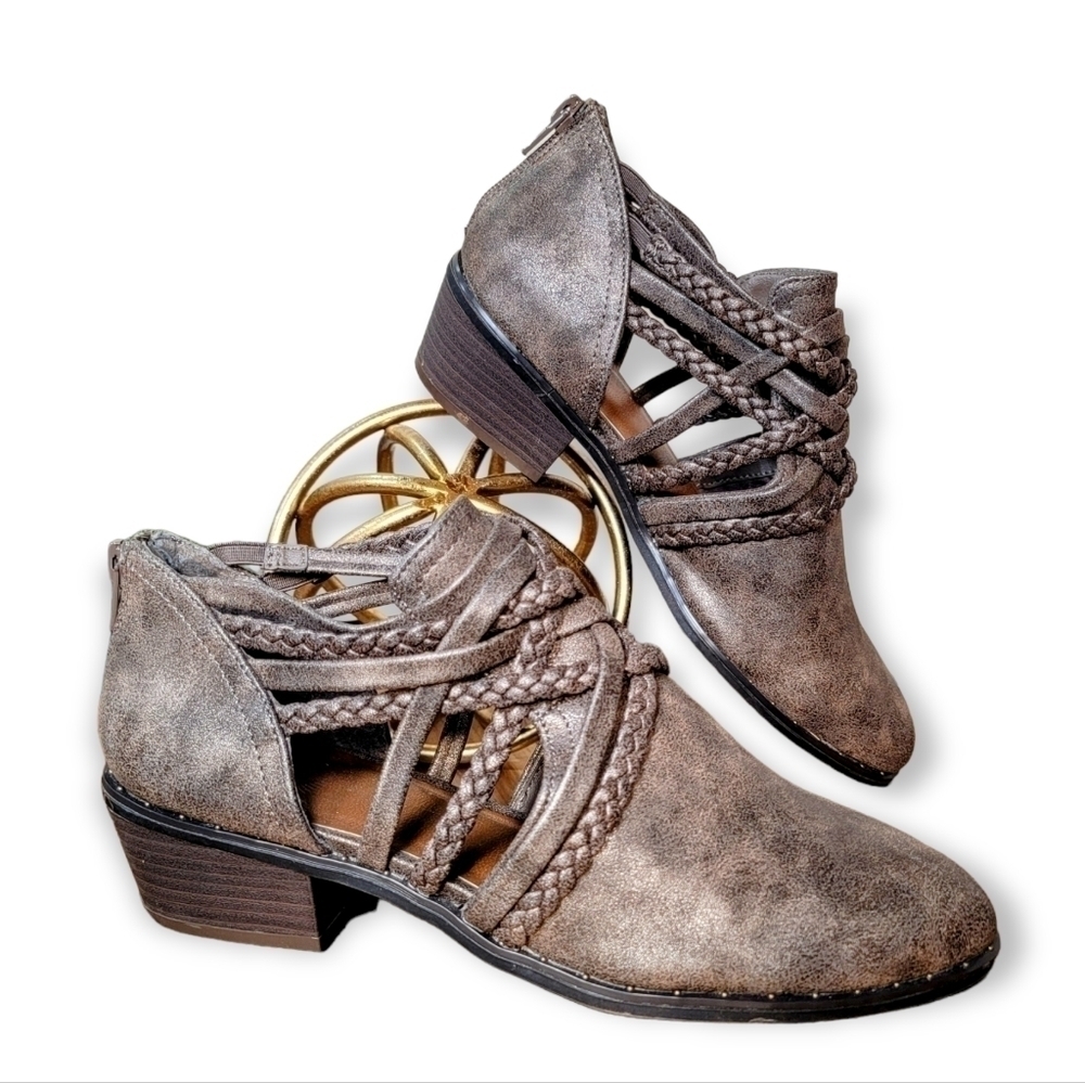 True Craft Epic Cutout Shortie Booties Bronze Metallic Braided Size 7.5